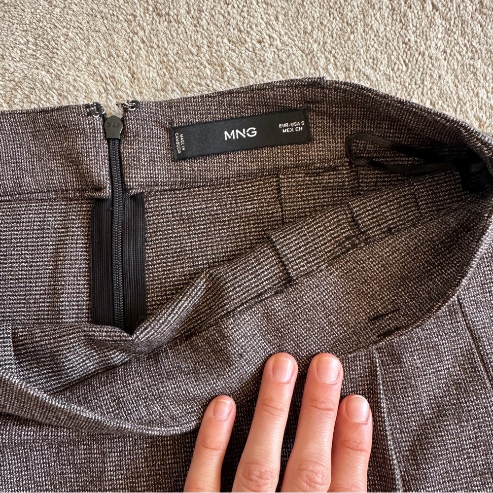 Mango MNG pleated brown mini skirt small - Picture 2 of 4